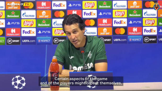 Emery expects different game against Man United